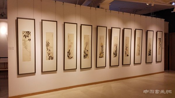 “点秋香”五人展的五色之魅画展在大千画廊美术馆开幕