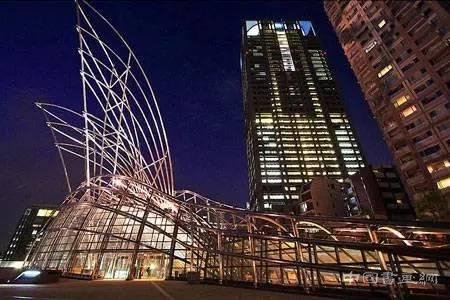 火遍朋友圈的表情包画派，是怎么来的？