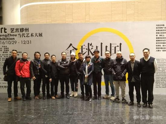 全球中国艺术展人气爆棚:63层写字楼变空中美术馆