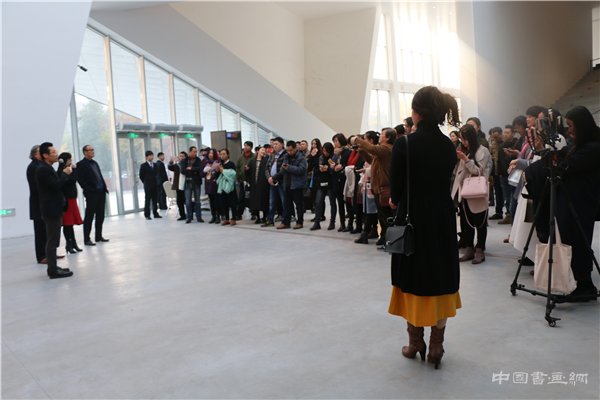 “中国行为艺术三十年文献展”开幕式在北京民生现代美术馆隆重举行