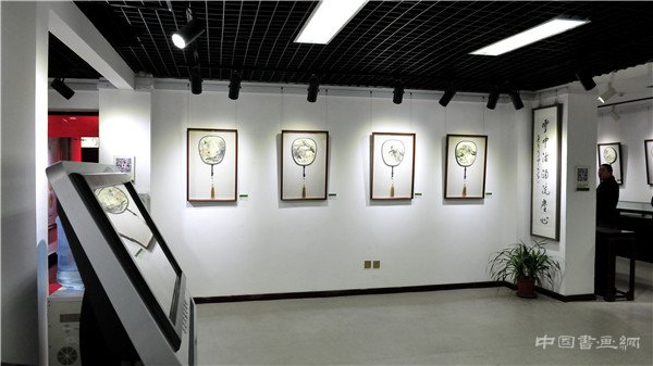 纨扇清风—系列宫扇展(第二期）在北京琉璃厂一得阁丹凤朝阳美术馆隆重开展