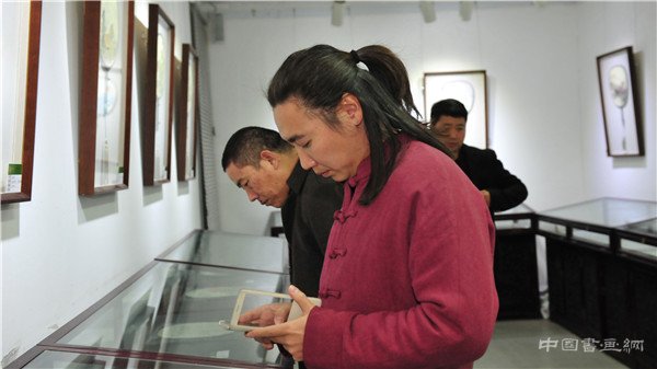纨扇清风—系列宫扇展(第二期）在北京琉璃厂一得阁丹凤朝阳美术馆隆重开展
