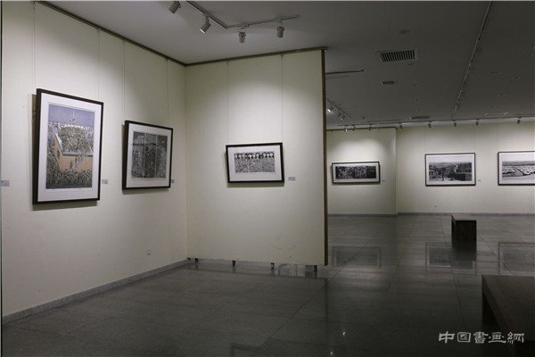 “走进太行——河北古村落版画作品展”在河北美术馆隆重开幕