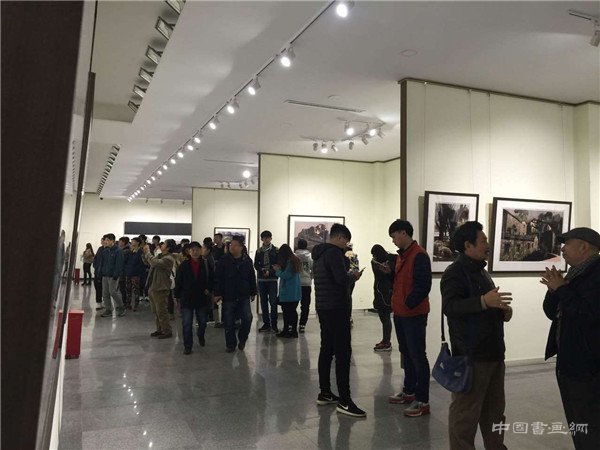 “走进太行——河北古村落版画作品展”在河北美术馆隆重开幕