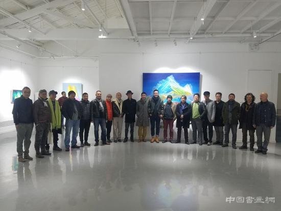 张洪菠个展“虚构的山水”开幕