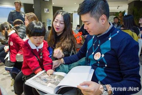 “童画与色彩——油画名家面对面”大得珍藏馆亲子写生之旅在京启幕