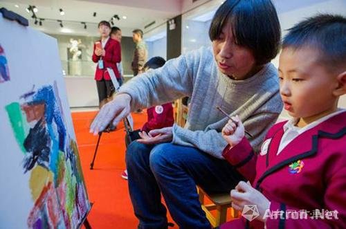 “童画与色彩——油画名家面对面”大得珍藏馆亲子写生之旅在京启幕