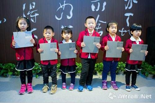 “童画与色彩——油画名家面对面”大得珍藏馆亲子写生之旅在京启幕
