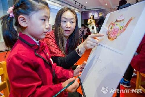 “童画与色彩——油画名家面对面”大得珍藏馆亲子写生之旅在京启幕