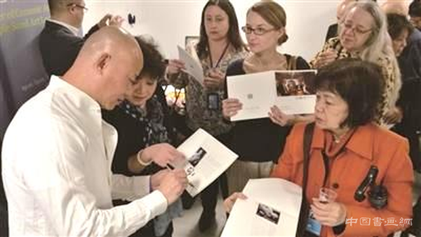 “讲好中国故事”文化使者刘大为率团走进联合国