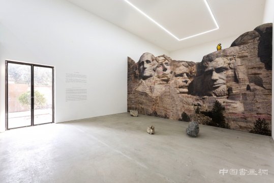 德萨画廊梁半个展“风景浏览器”展览现场
德萨梁半个展:让风景都动起来