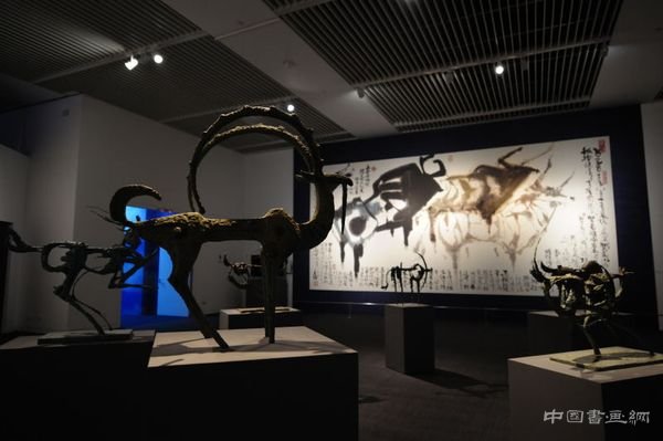 “美林的世界·韩美林八十大展”在中国国家博物馆拉开帷幕