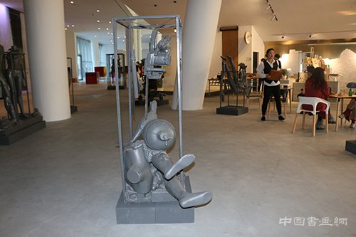 “天女散花——李磊艺术展”在北京民生现代美术馆开幕