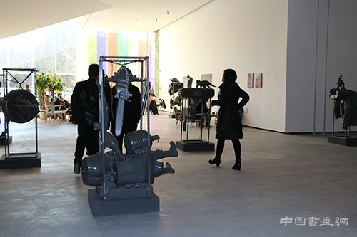 “天女散花——李磊艺术展”在北京民生现代美术馆开幕