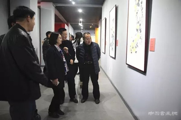 《桃李新晖》—固安县文化馆首届公益书画班师生作品展开幕