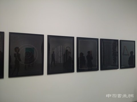 阿莲娜·奥拉绣克 《恐惧》系列 56×76cm 纸本水墨 2016
成当代艺术中心,以“格物”之名的三人展