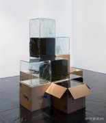 <b>艺术家通过“快递”制作艺术品</b>