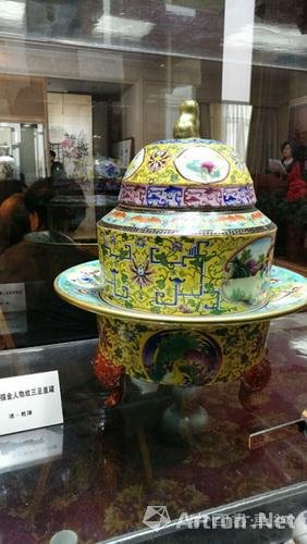 “大师归来”系列-吴昌硕大师作品暨“古窑珍瓷”精品展在京隆重开幕