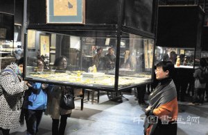 藏家花费亿元拍回上千件流失海外文物 吴三桂重宝首次现世在昆展出