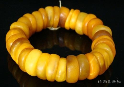 古老而神秘的珠宝收藏品蜜蜡