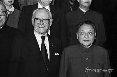 《中国梦：刘香成摄影三十年》