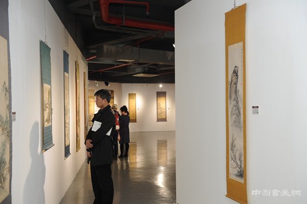 近现代日本古画藏品深大展出