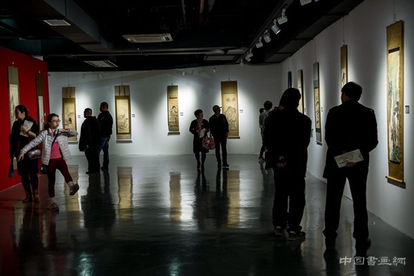 近现代日本古画藏品深大展出