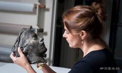 翠西·艾敏首件青铜雕塑作品入藏英国国家肖像美术馆
