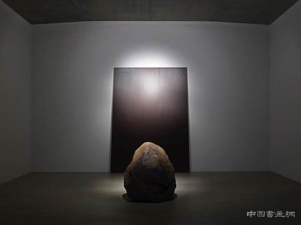 日本“物派”艺术家李禹焕：用艺术探索物体和周边联系