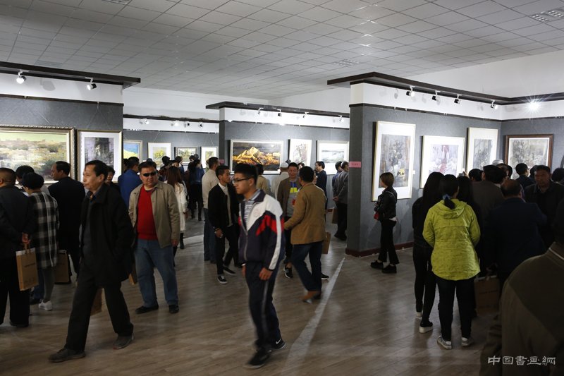车铭奋画展在临夏美术馆盛大开幕
