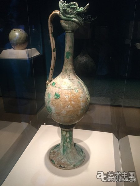 千年前的“海上丝路”：“黑石号”文物纽约展出