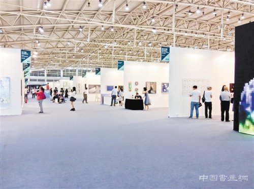 艺术北京成为平价艺术平台 中低价位成消费主流