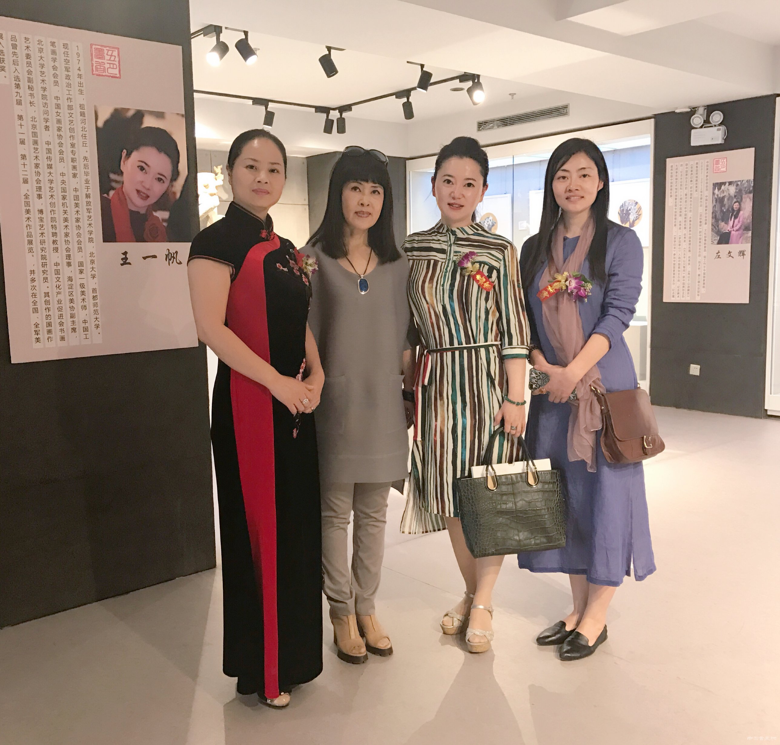 大得珍藏馆“五月墨香—当代著名女画家九人作品展”盛大开幕