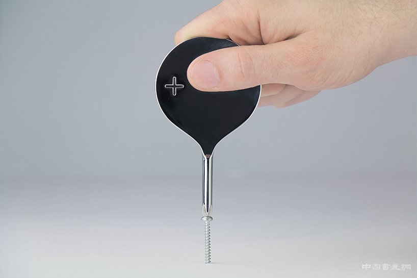 erdem selek 螺丝刀作品 PlusMinus 工艺精美堪比艺术品