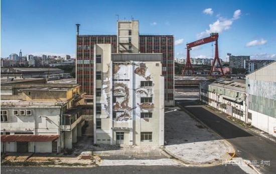 亚历山大·法图 (Vhils) 首次个展即将在北京隆重开幕
