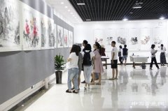 中国当代书画艺术作品邀请展在河南信阳举行