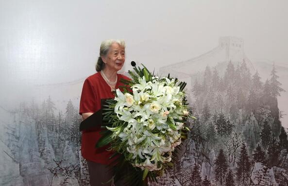 <b>《白雪石全集》首发暨捐书仪式在清华美院举行</b>