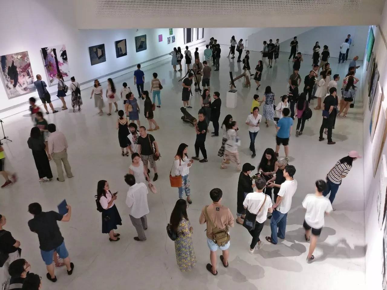  “以抽象的名义——获奖青年艺术家作品展”于北京悦•美术馆开幕