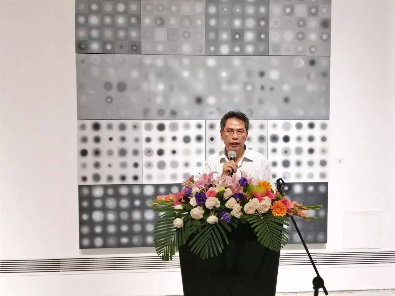  “以抽象的名义——获奖青年艺术家作品展”于北京悦•美术馆开幕