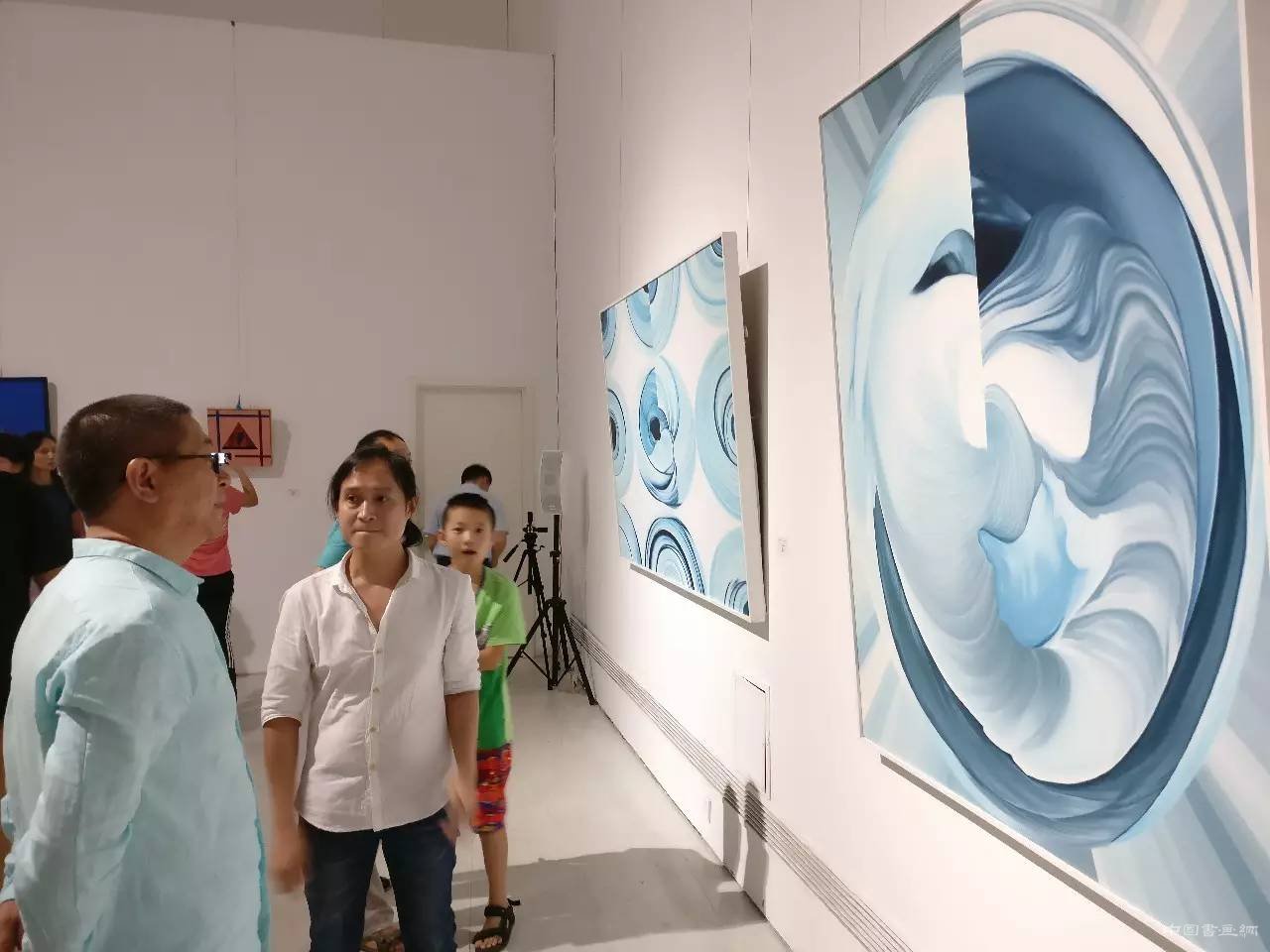  “以抽象的名义——获奖青年艺术家作品展”于北京悦•美术馆开幕