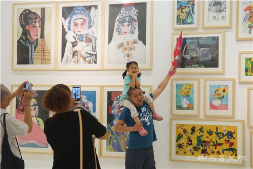 丝路·西安——第二届西安少儿艺术双年展在西安美术馆开幕