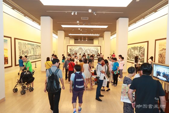 当代新徽派版画作品展＂在中国美术馆开幕