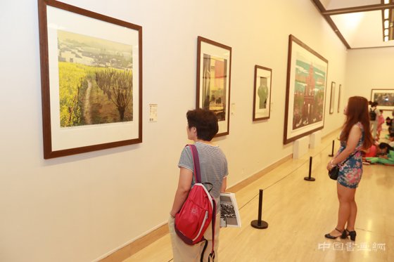 当代新徽派版画作品展＂在中国美术馆开幕