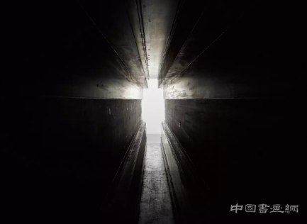 安东尼葛姆雷:把身体切入雕塑