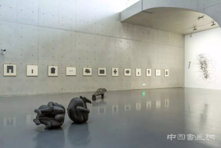 安东尼葛姆雷:把身体切入雕塑