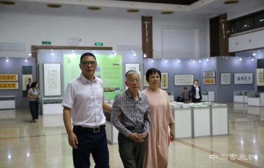 紫玉清韵,以俟君子 紫玉清韵艺展在北京民族文化宫盛大开幕
