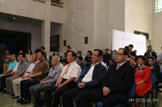 紫玉清韵,以俟君子 紫玉清韵艺展在北京民族文化宫盛大开幕