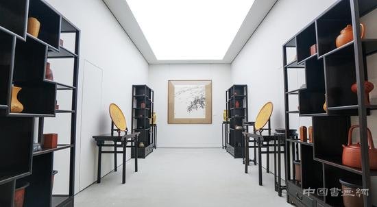 “执管风韵”管峻书画展于德基美术馆开馆日亮相