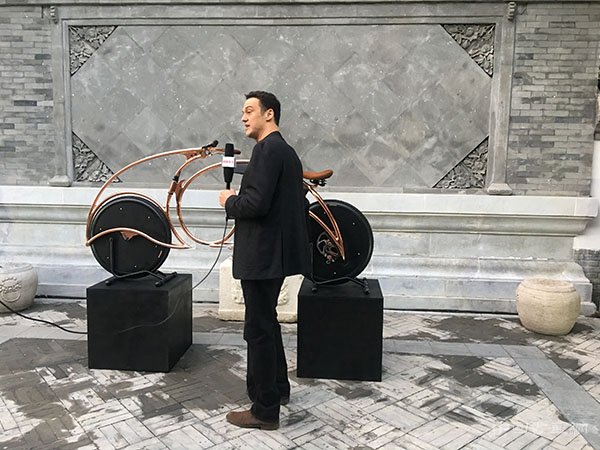 超越当代——乔希·哈达尔眼中的中国