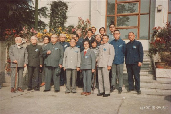 钱君匋朋友圈的秘密：与吴昌硕、于右任、鲁迅的交集